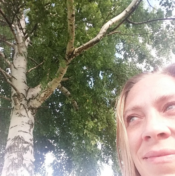 Meet your Posher, Heather - Picture 2 of 2